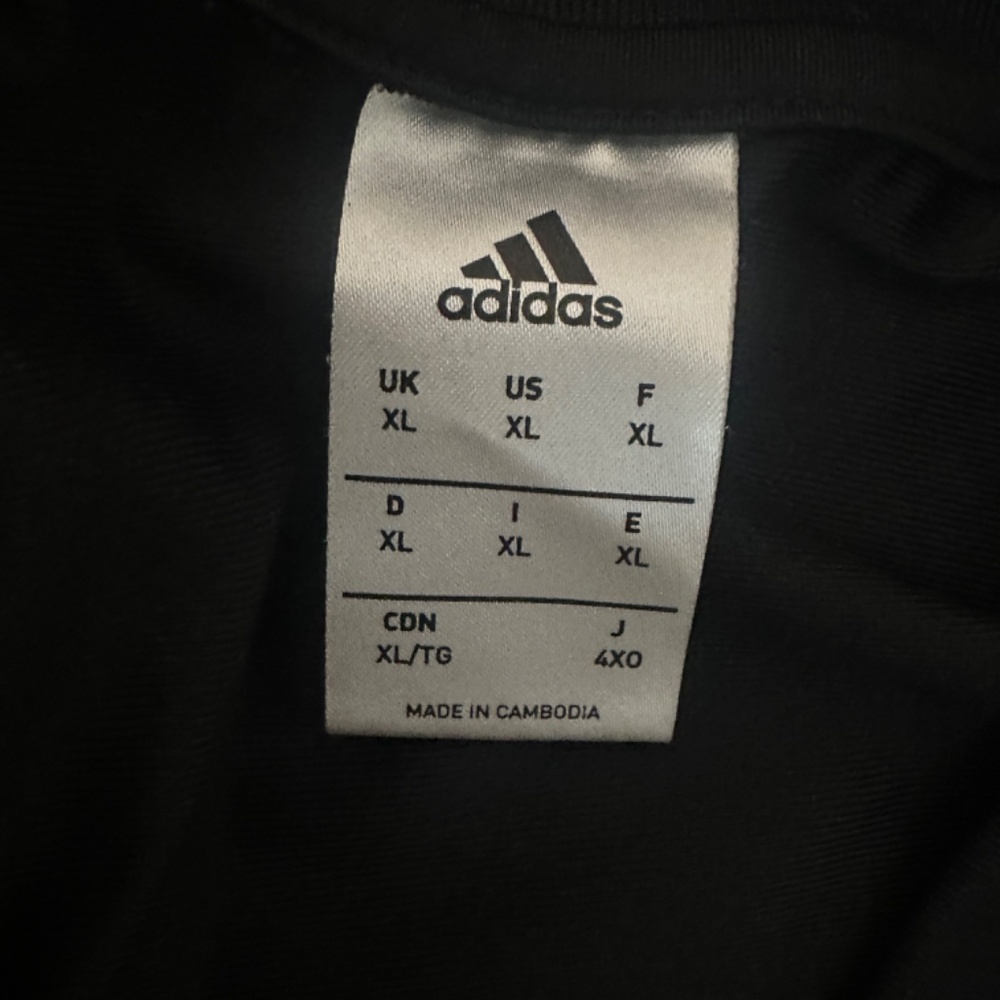 Chicago Fire Soccer Jersey XL Gently worn 100% polyester Made by Adidas Printed - Picture 6 of 6